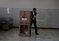 Las elecciones en Ecuador transcurren con normalidad y ya han votado casi todos los candidatos
