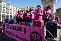 Medio millar de personas se concentran en defensa de Nissan