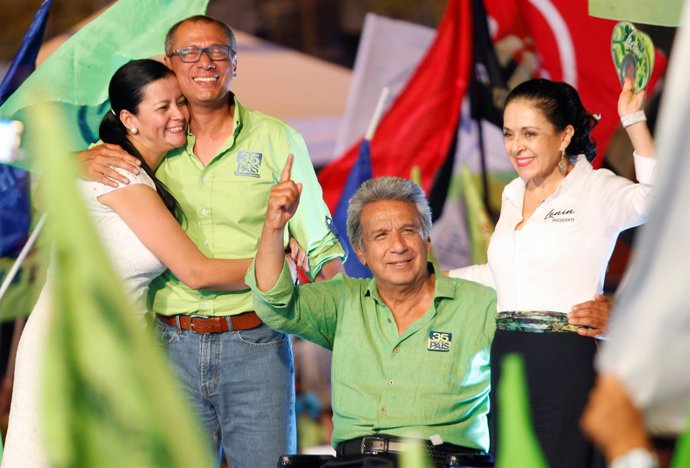 Lenín Moreno en un acto de campaña en Guayaquil