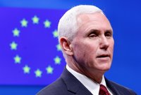 Pence traslada a Tusk y Juncker el "fuerte compromiso" de Trump de "seguir cooperando con la UE"
