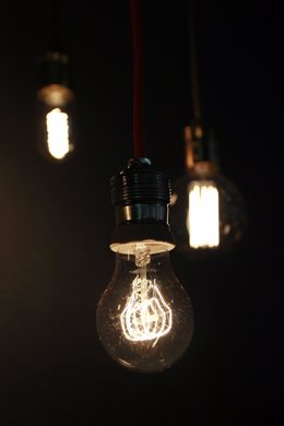 Bombilla, bombillas, luz, electricidad, energía