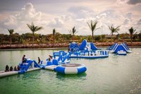 La empresa de parques acuáticos hinchables Unreal Island, de Sevilla, abre oficina en Estados Unidos