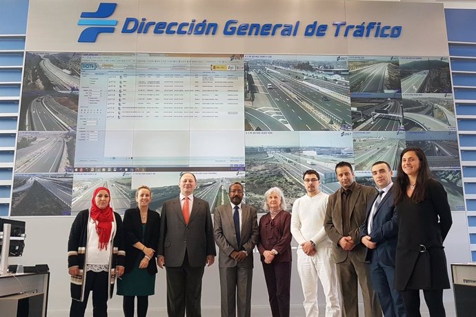 El Centro de Gestión de Tráfico de Zaragoza muestra su organización a Argelia