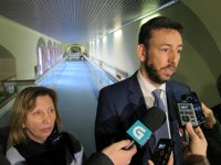 Víctimas del Alvia tras reunirse con Rueda: "Es trampa vetar la investigación en Galicia y en Madrid"