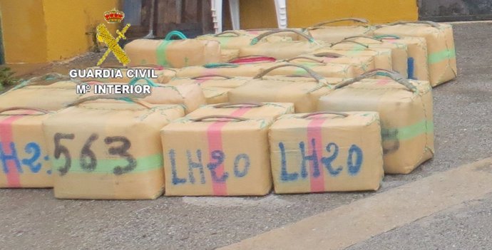 Intervenidos 930 kilos de hachís en una operación contra el narcotráfico