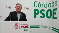 El PSOE-A defenderá un sistema sanitario público "innovador" frente al "modelo antisocial" del PP