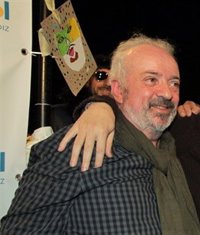 Antonio Martín anuncia con una copla en el Falla su retirada como autor de carnaval tras 50 años