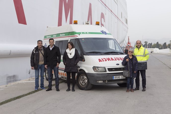 Traslado de ambulancia medicalizada desde el Puerto de Motril a Nador