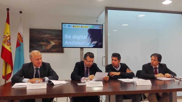 Ayuntamiento de La Rinconada, Junta, EOI y Orange impulsan economía digital