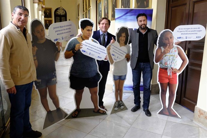 Carteles tamaño real concienciación