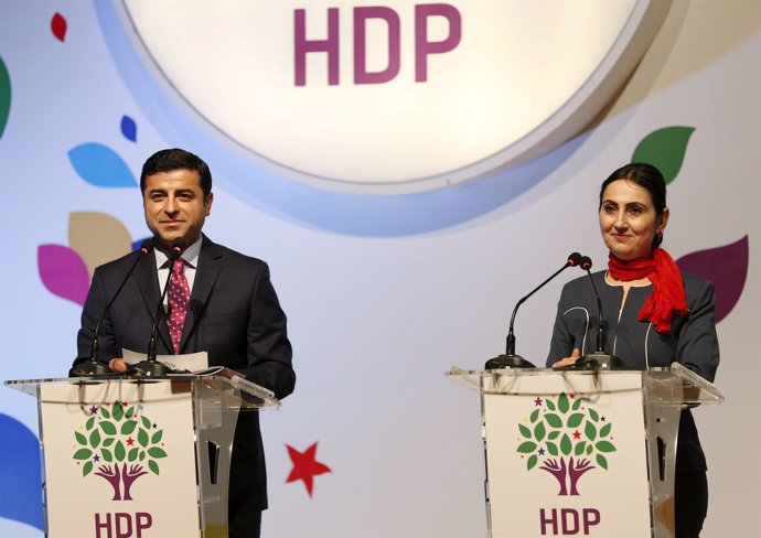 Selahattin Demirtas y Figen Yuksekdag