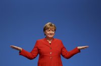 Merkel vuelve a superar al SPD en intención de voto