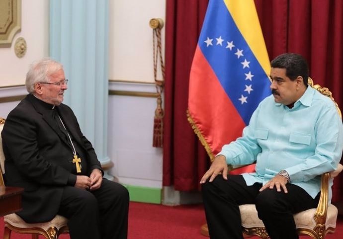 Nicolás Maduro y nuncio Aldo Giordano