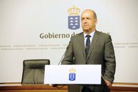 Canarias espera que Rajoy sea "fiel" al compromiso de aprobar los "flecos" del REF económico