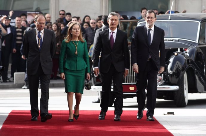 Mauricio Macri, Rajoy, Ana Pastor y Pío García Escudero en el Congreso