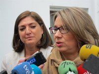 El PP pide la dimisión de la consejera de Educación y dice que la "excusa" de los PGE en las oposiciones es un "engaño"