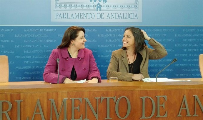 Carmen Crespo y Catalina García en rueda de prensa