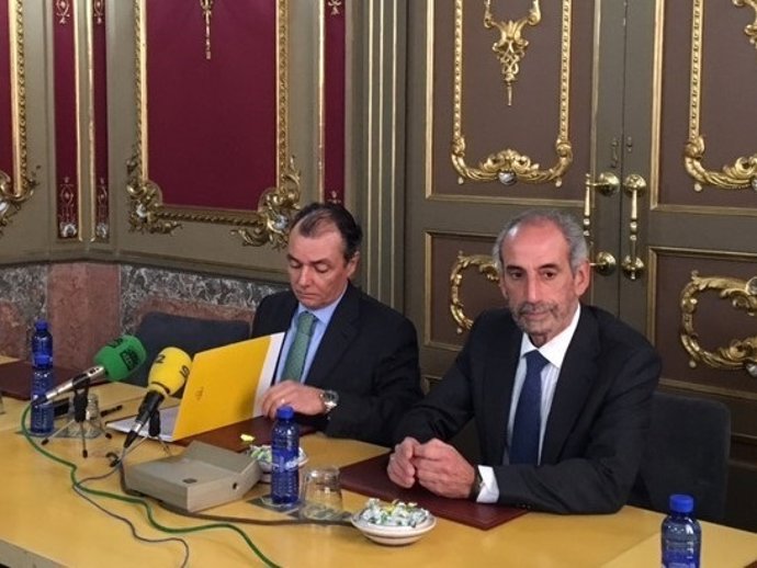 Navarro en rueda de prensa