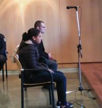 Los agentes que detuvieron a los acusados dicen que David F. confesó el crimen y Fadila C. se mostró "tranquila"