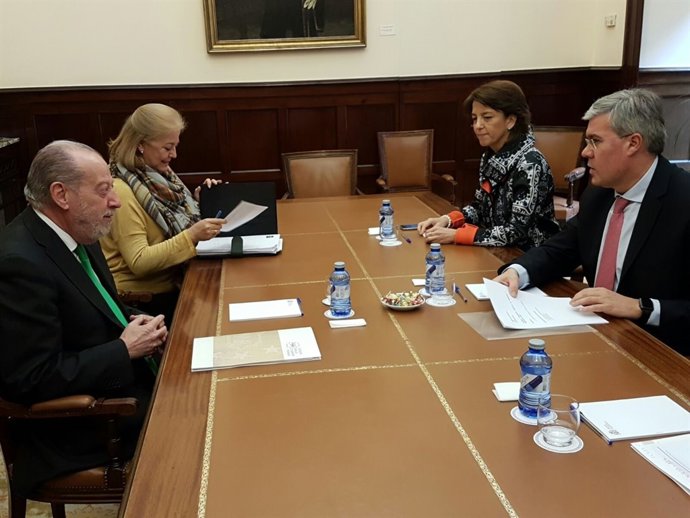 El presidente de la FAMP, reunido con el secretario de Estado de Hacienda