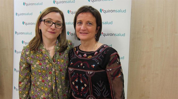 Elena Aguirre y Fina Escándil, en el Hospital Quirónsalud de Zaragoza
