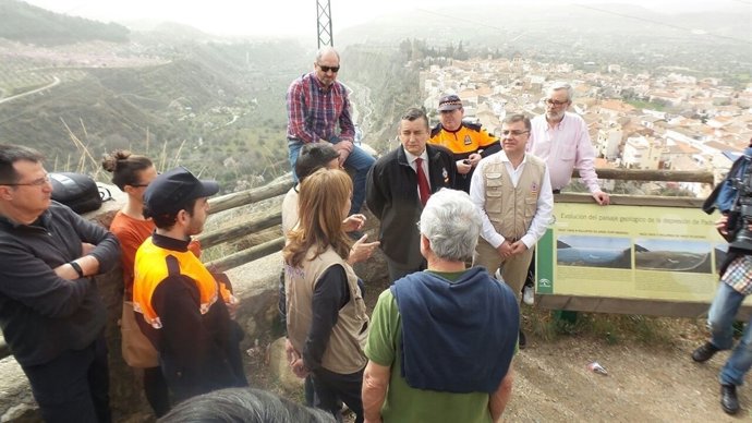 Antonio Sanz y Francisco Fuentes en las prácticas de un curso de riesgo sísmico
