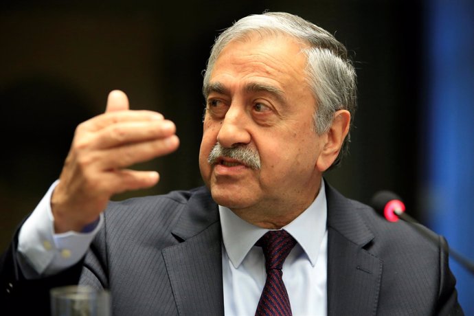 Mustafá Akinci