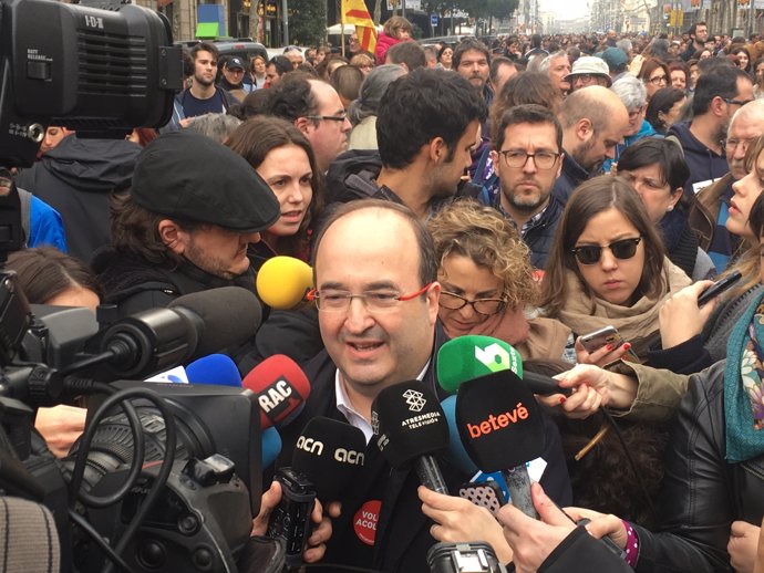 Miquel Iceta (PSC) en la manifestació a favor dels refugiats