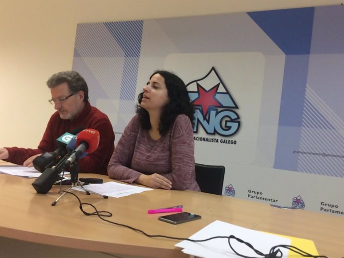 La diputada del BNG, Noa Presas, con el líder de la CIG, Suso Seixo