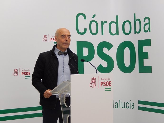 Antonio Hurtado en la sede del PSOE de Córdoba                       