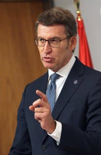 Feijóo justifica los "ajustes" en las gerencias del Sergas por "nuevos retos"