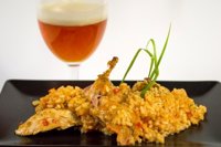 Una guía de 'Menús Saludables de Cáceres' muestra combinaciones de comidas semanales de dieta mediterránea con cerveza