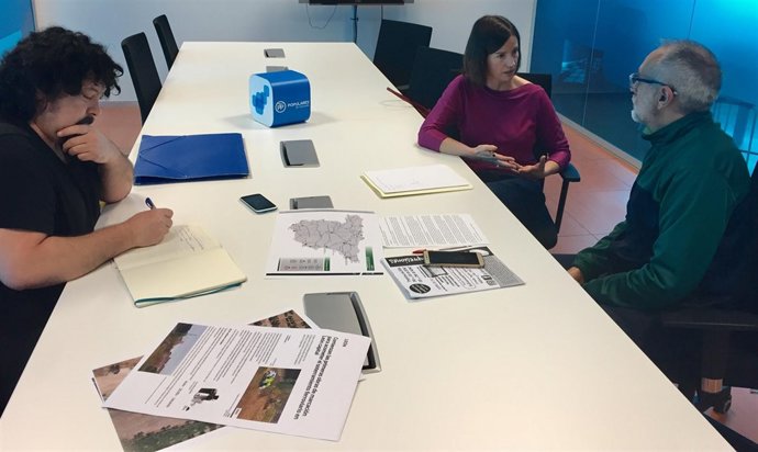 Reunión de Concha de Santa Ana con representantes de Marea Amarilla