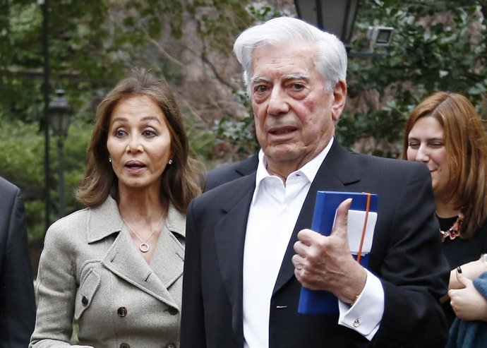 Isabel Preysler y Mario Vargas Llosa/ Javier Ramírez