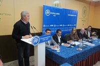 Fernández de Moya elude pronunciarse sobre el congreso del PP de Jaén: "Ni siquiera está convocado"