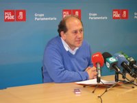 Leiceaga cree que los 100 primeros días de legislatura muestran la "falta de sintonía" entre Feijóo y Gobierno central