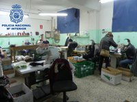 Detenidos los responsables de un taller clandestino de calzado en Arnedo que explotaba laboralmente a sus empleados