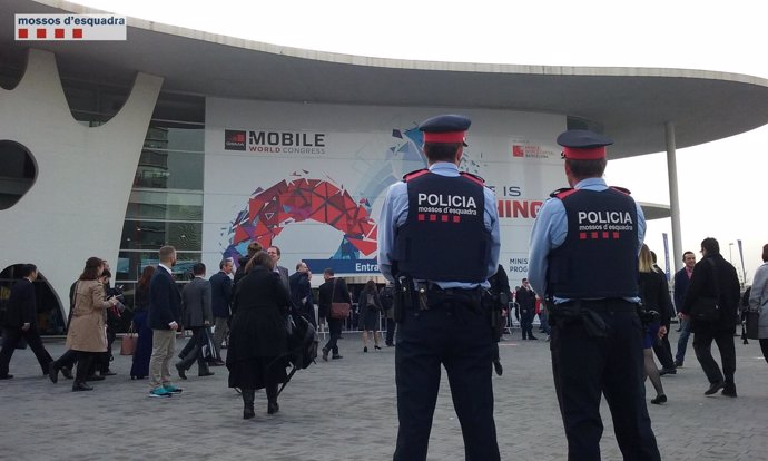 Mossos d'Esquadra ante el MWC