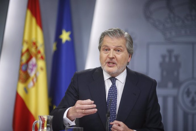 Íñigo Méndez de Vigo tras la reunión del Consejo de Ministros