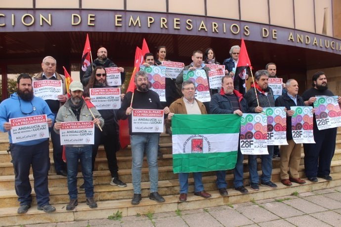 La Marcha por la Dignidad ante la CEA