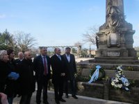 Santiago recuerda a Rosalía con un acto en el lugar donde fue bautizada hace 180 años como "hija de padres incógnitos"