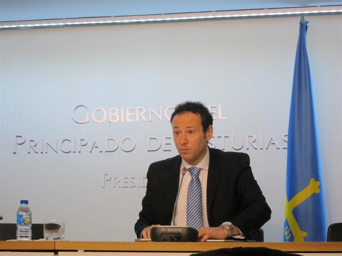  El Consejero De Presidencia Y Portavoz Del Principado, Guillermo Martínez