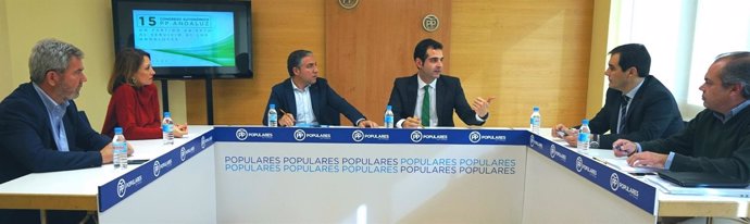 Reunión del PP de ponencia reglamento de cara al congreso regional 