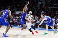 Baskonia hipoteca su futuro en Estambul