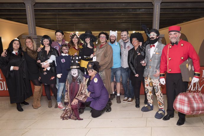 Participantes en la final del concurso de agrupaciones del Carnaval de Cádiz