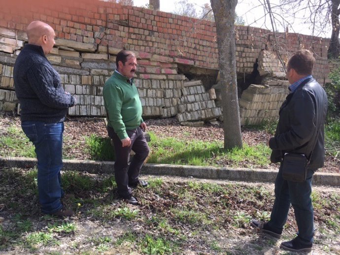 Diputación visita al acceso sur a Lahiguera en Jaén