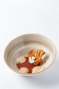 Letras de Laurel, 'Delantal de Oro' del XVI Concurso de Pinchos de La Rioja con 'Oído Cocina'