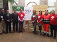 Junta y cofradías promueven en Málaga la Semana Santa Cardioasegurada para dotar de desfibriladores al recorrido oficial