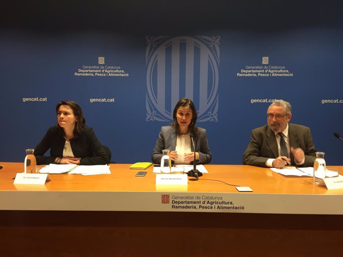 La consellera M.Serret explica un caso de gripe aviar en Catalunya