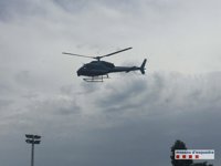 Denunciados dos menores por deslumbrar al helicóptero de los Mossos con un haz de luz